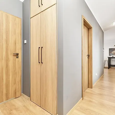 Tumskie Ogrody Apartment